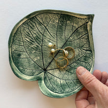 Heart Shaped Leaf Plate