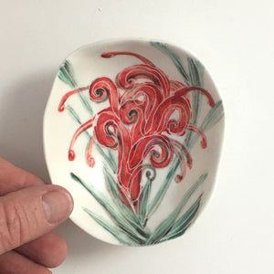 Porcelain Native Floral Bowl Red